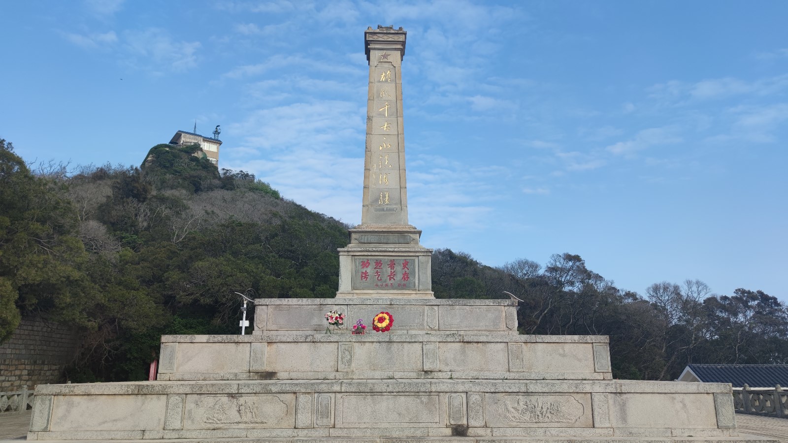 南日岛烈士纪念碑